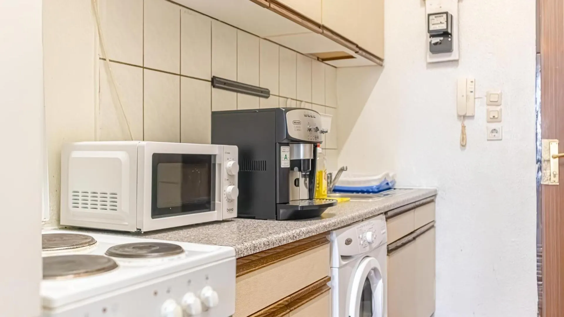 Homely Studio Near Millenium Tower Viena