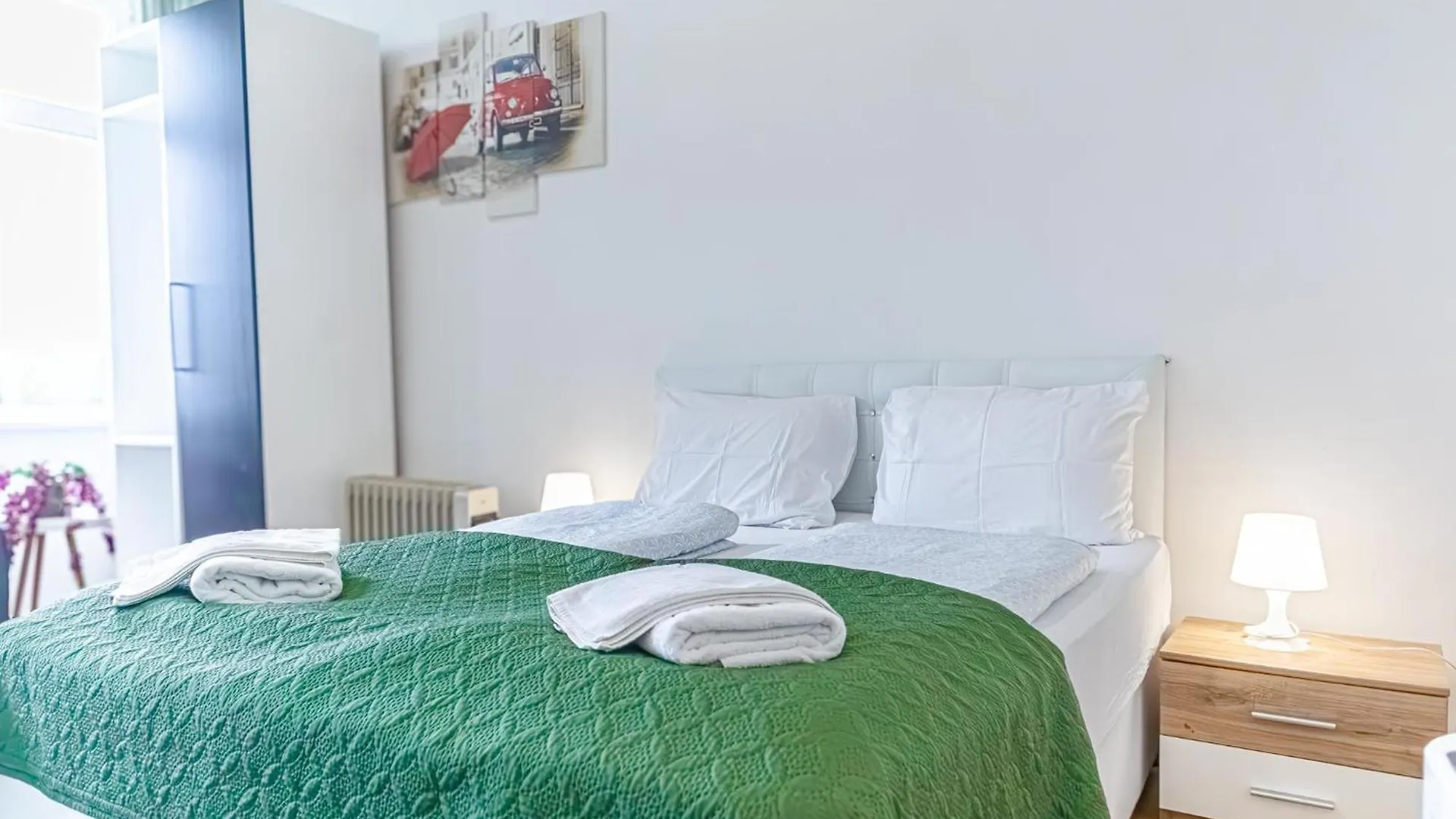 Homely Studio Near Millenium Tower Viena 0*,  Austria