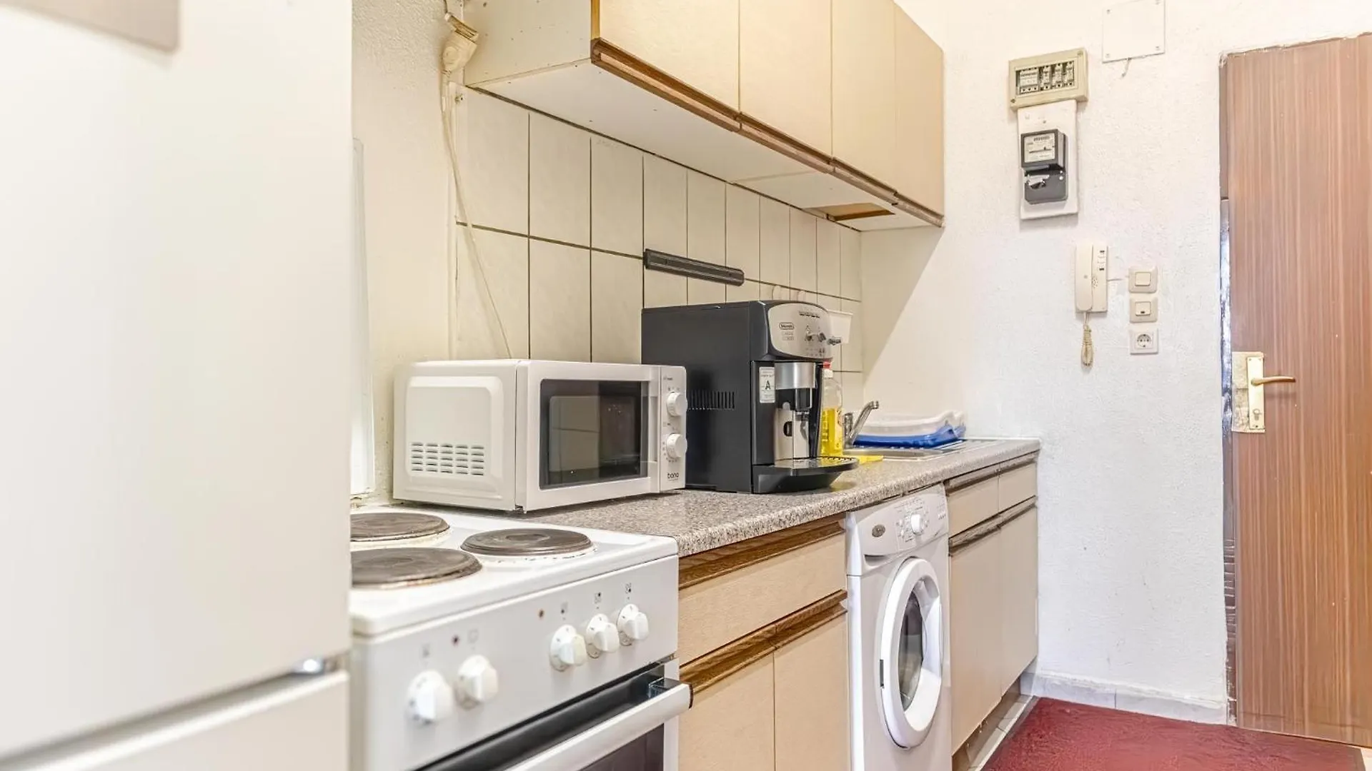 Homely Studio Near Millenium Tower Viena