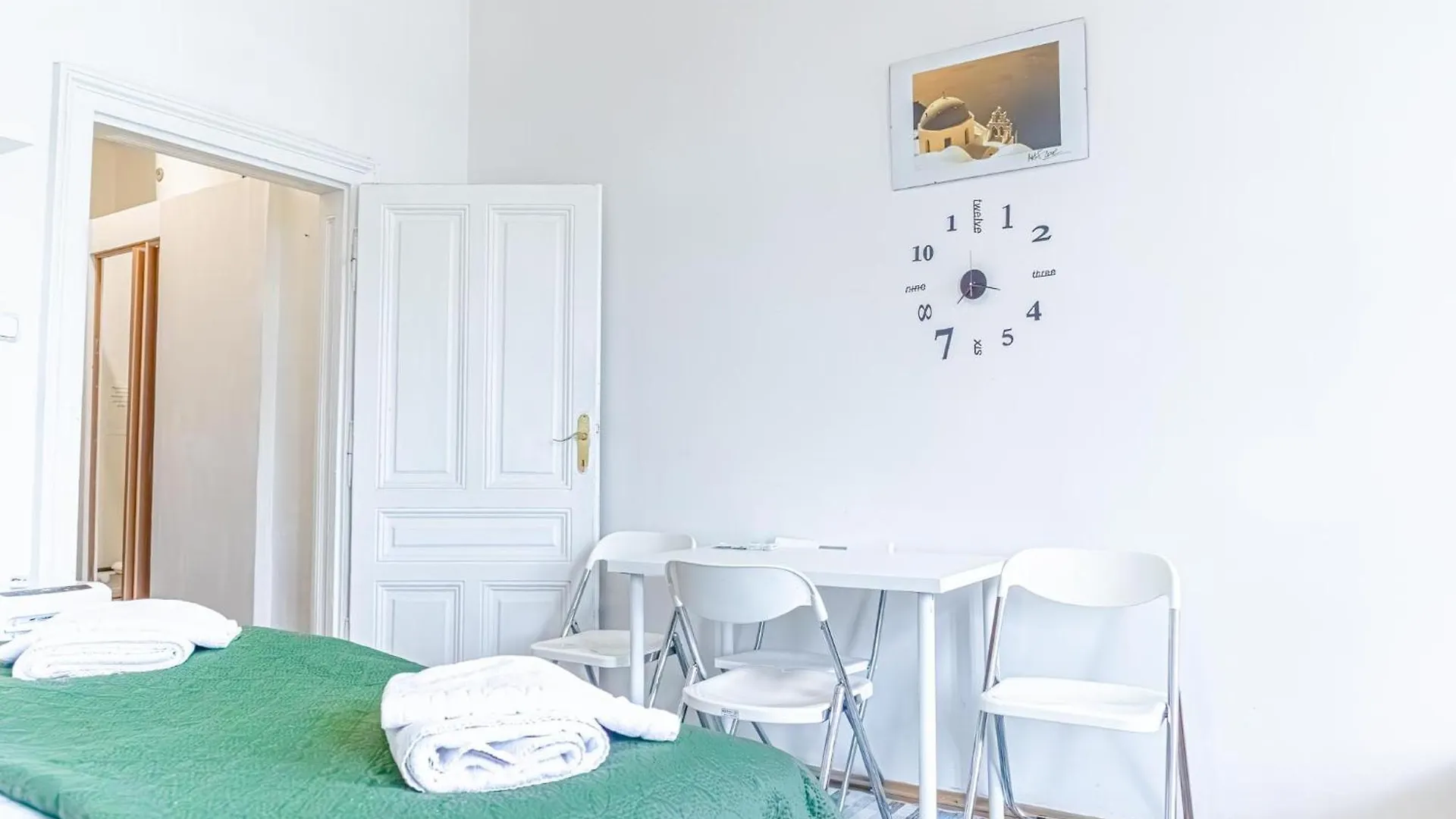 Homely Studio Near Millenium Tower Viena