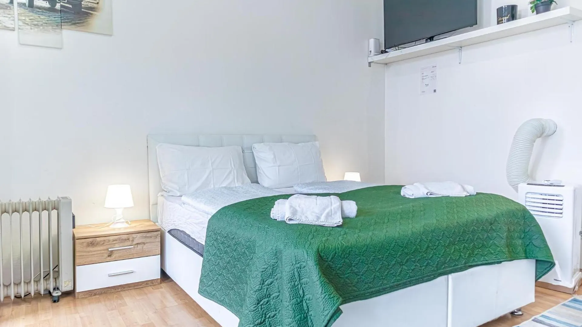 Homely Studio Near Millenium Tower 维也纳